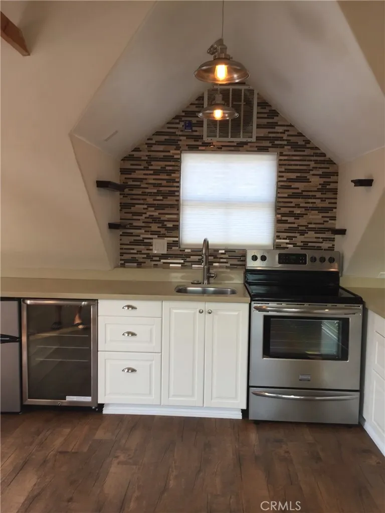 712 W Amerige Avenue #A Fullerton, CA 92832