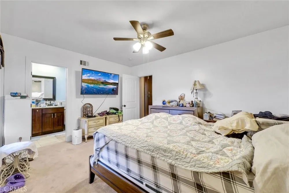 658 Milford Orange, CA 92867