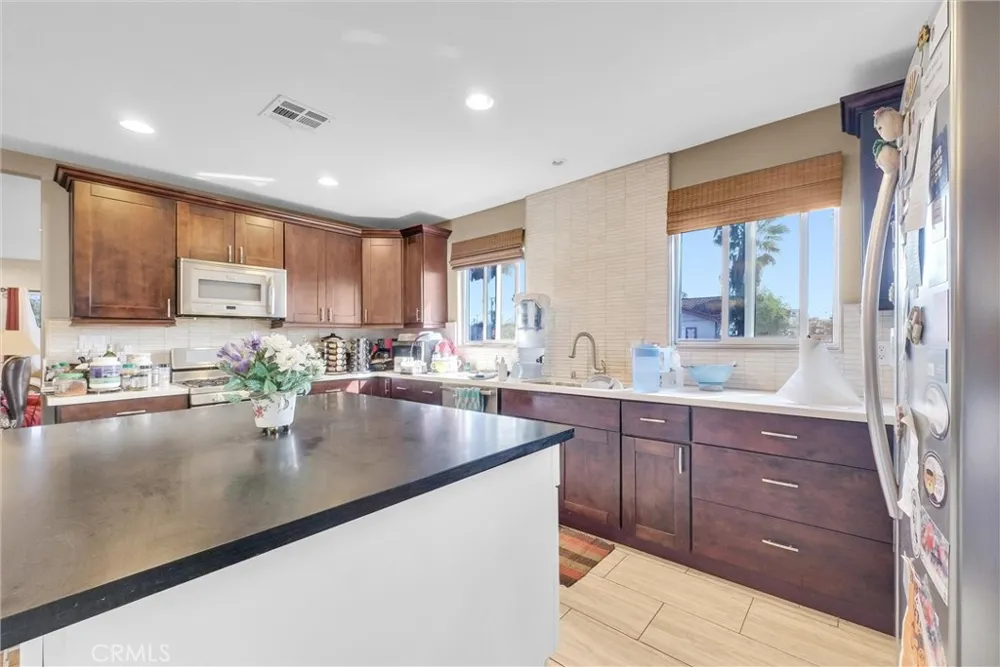 658 Milford Orange, CA 92867