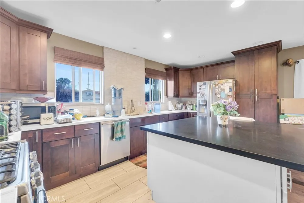 658 Milford Orange, CA 92867