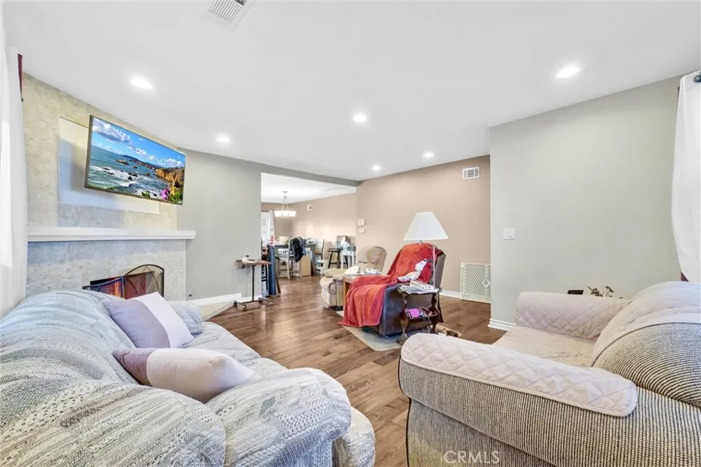 658 Milford Orange, CA 92867