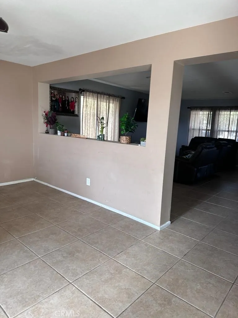 3884 Akina Avenue Perris, CA 92571