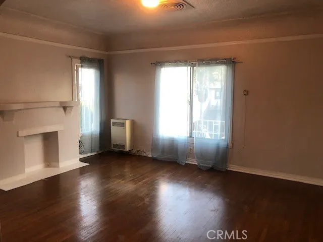 115 E 12th #4 Long Beach, CA 90813