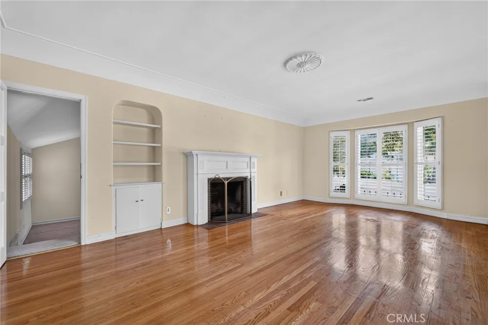 2201 E Glenoaks Glendale, CA 91206