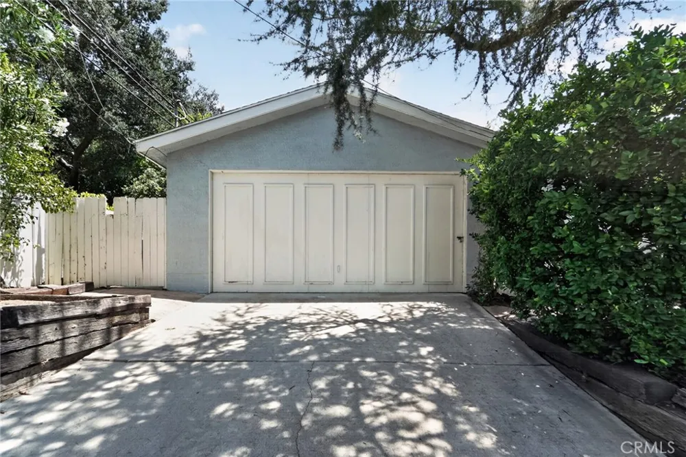 2201 E Glenoaks Glendale, CA 91206