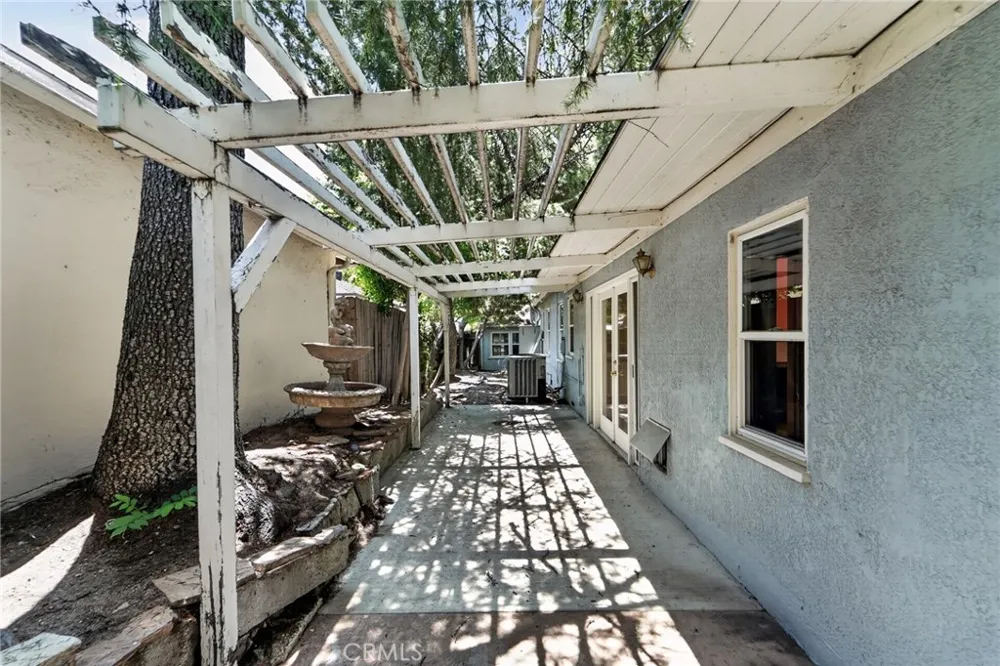 2201 E Glenoaks Glendale, CA 91206