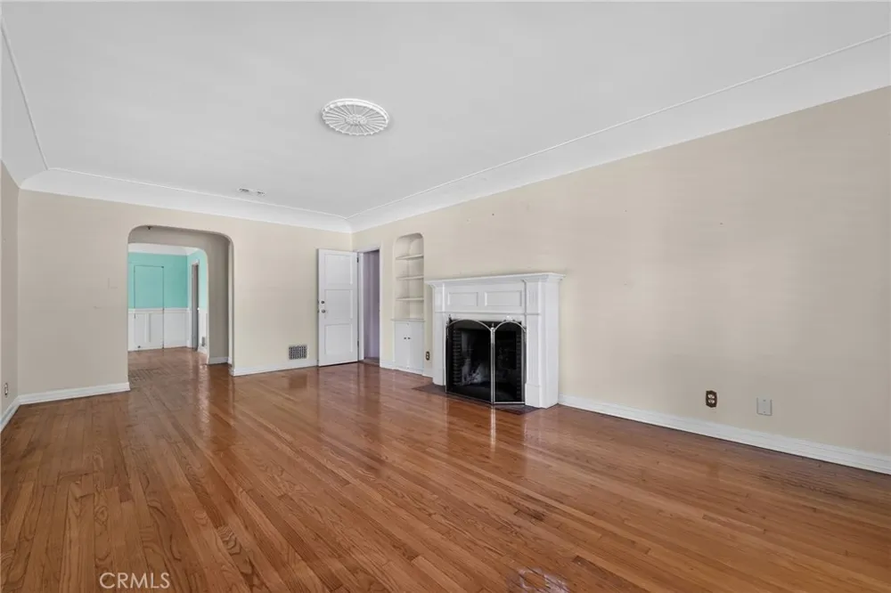 2201 E Glenoaks Glendale, CA 91206