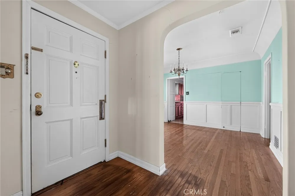 2201 E Glenoaks Glendale, CA 91206