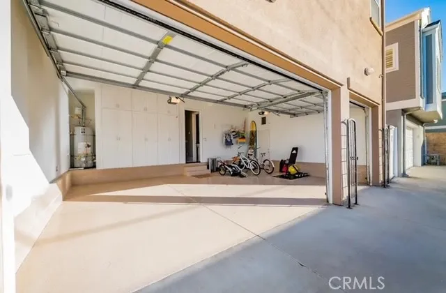 225 11th Huntington Beach, CA 92648