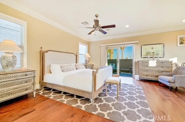 225 11th Huntington Beach, CA 92648