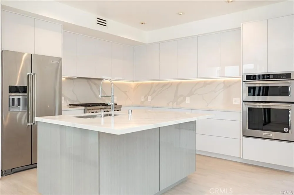 423 Orchid Ave #1/2 Corona del Mar, CA 92625
