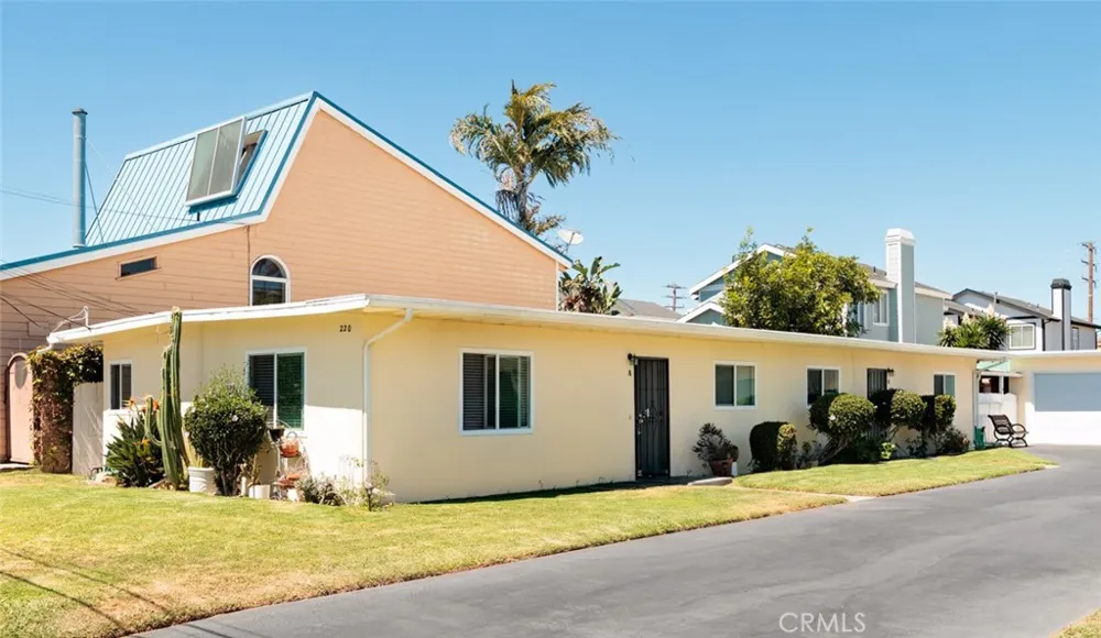 220 Knox Costa Mesa, CA 92627