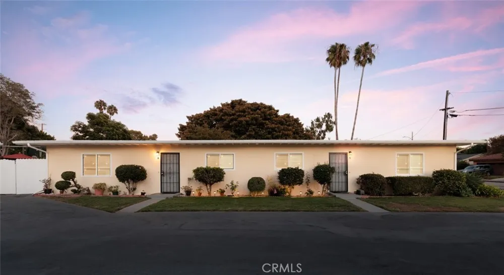 220 Knox Costa Mesa, CA 92627