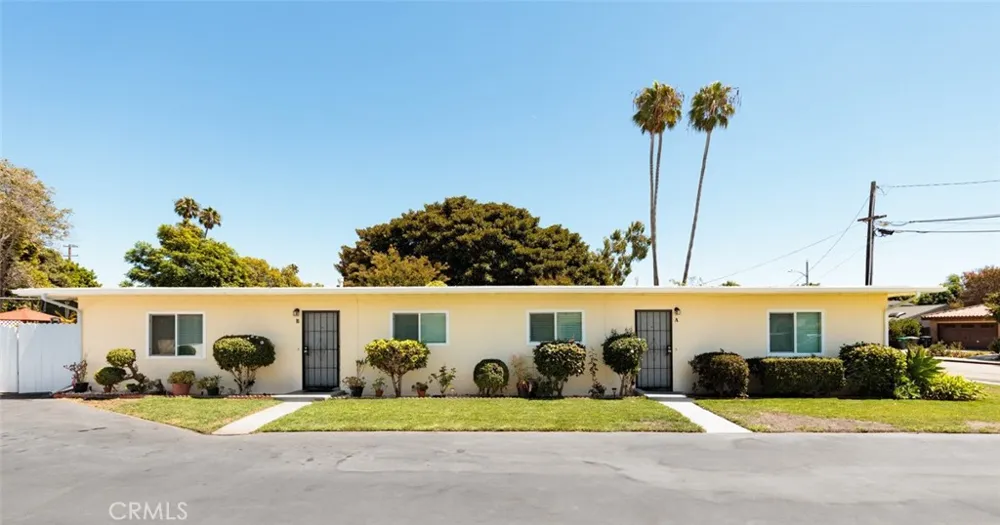220 Knox Costa Mesa, CA 92627