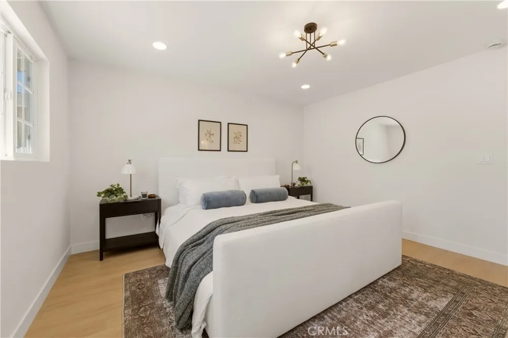 3186 E Radcliffe Anaheim, CA 92806