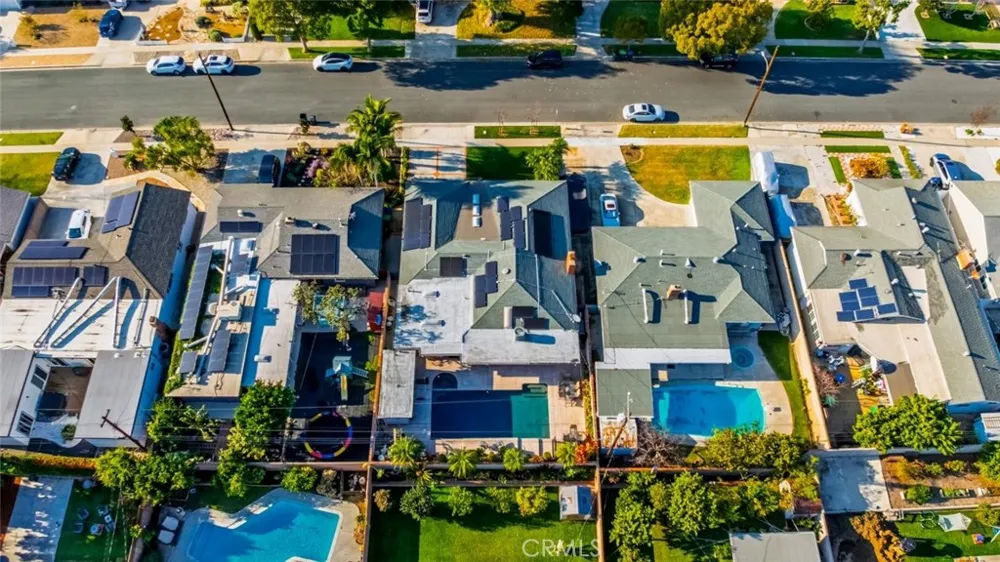 14132 Carfax Tustin, CA 92780