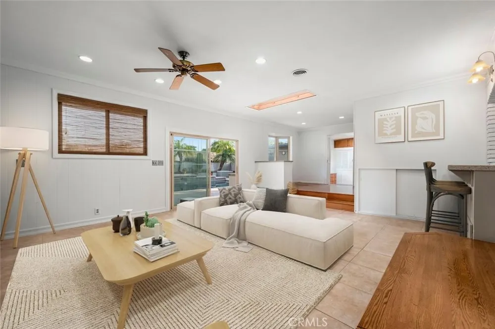 14132 Carfax Tustin, CA 92780