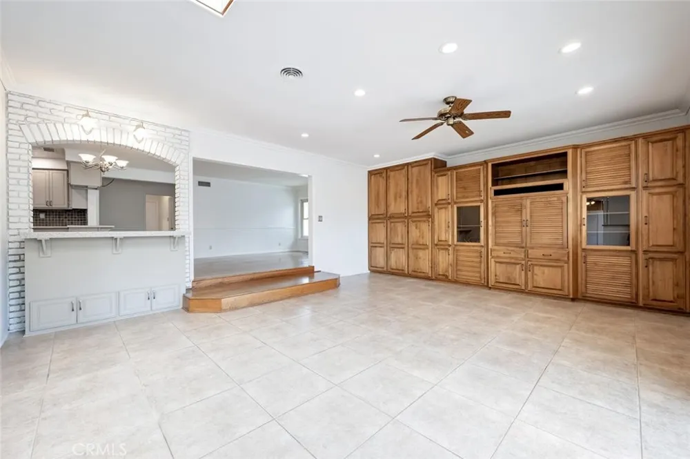 14132 Carfax Tustin, CA 92780