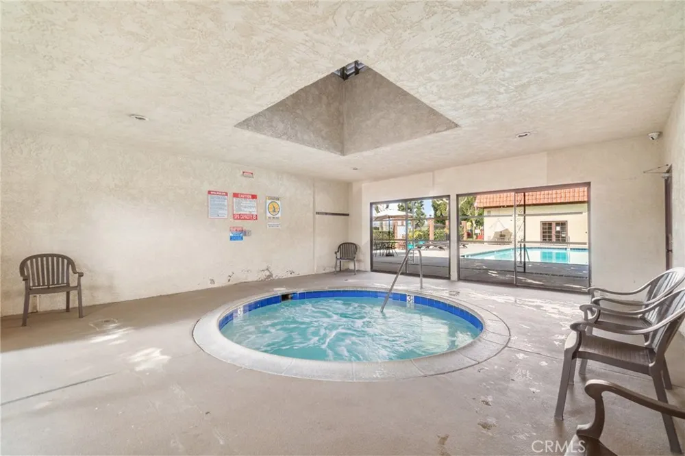 3595 Santa Fe #36 Long Beach, CA 90810