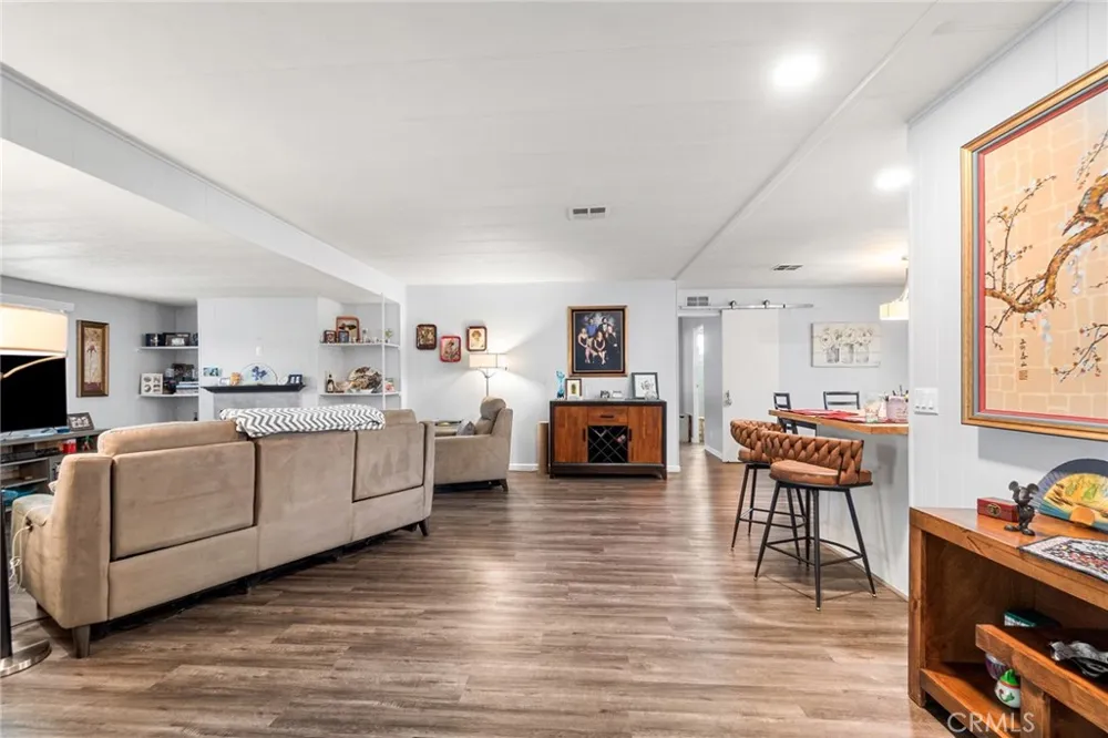 3595 Santa Fe #36 Long Beach, CA 90810
