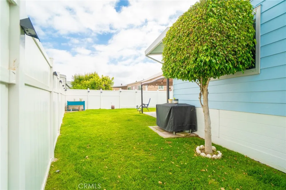 3595 Santa Fe #36 Long Beach, CA 90810