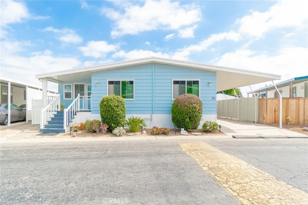 3595 Santa Fe #36 Long Beach, CA 90810