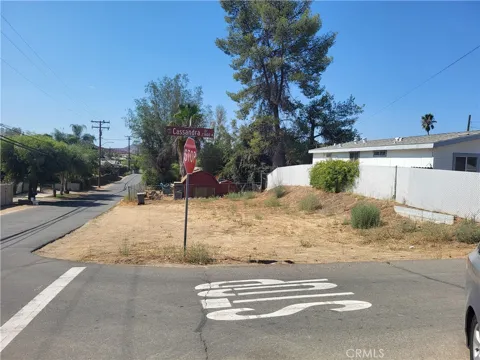 Cassandra Drive