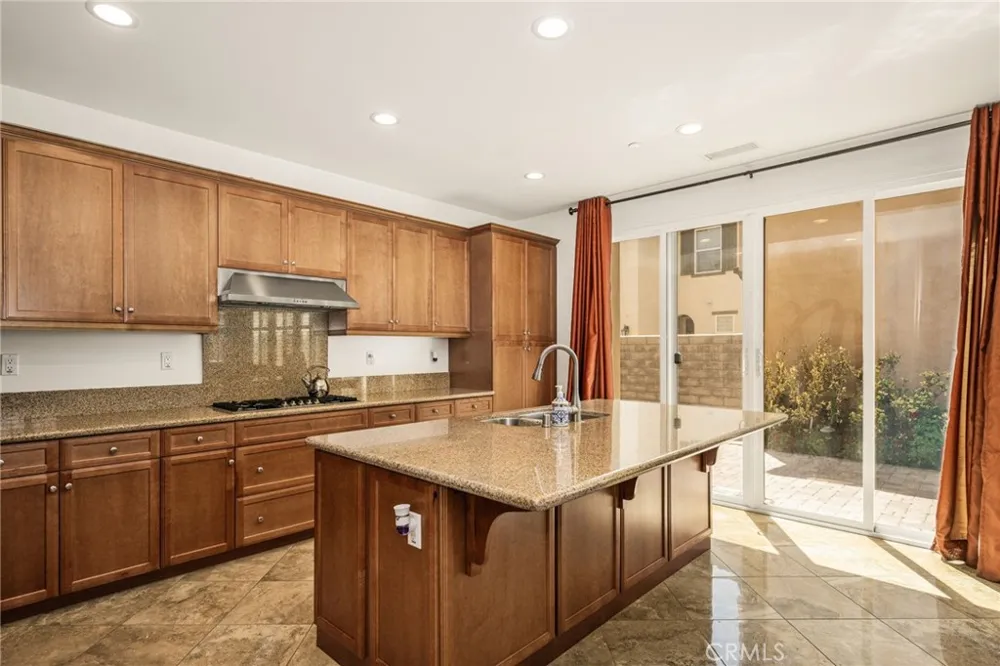 2748 E Coalinga Brea, CA 92821