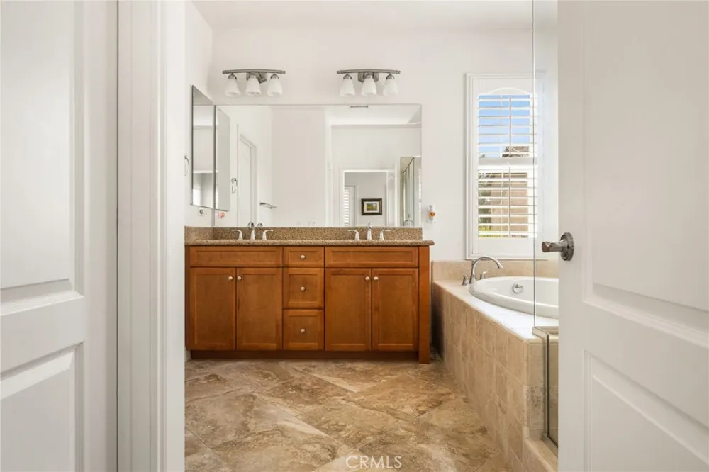 2748 E Coalinga Brea, CA 92821