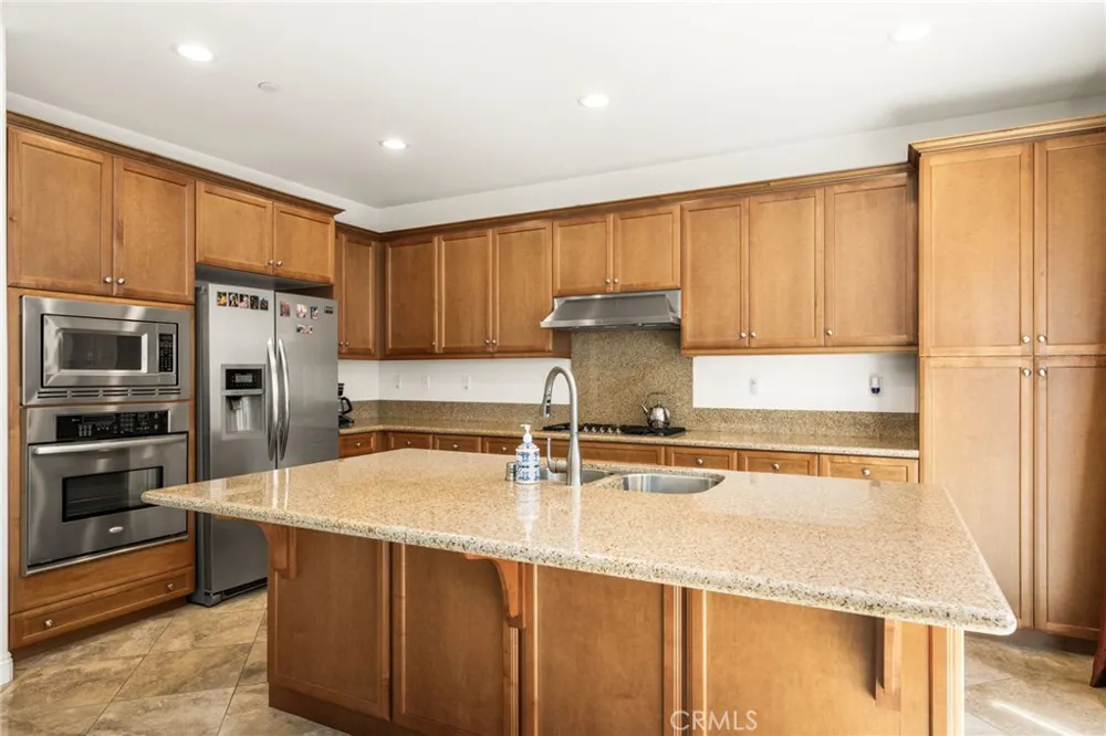 2748 E Coalinga Brea, CA 92821