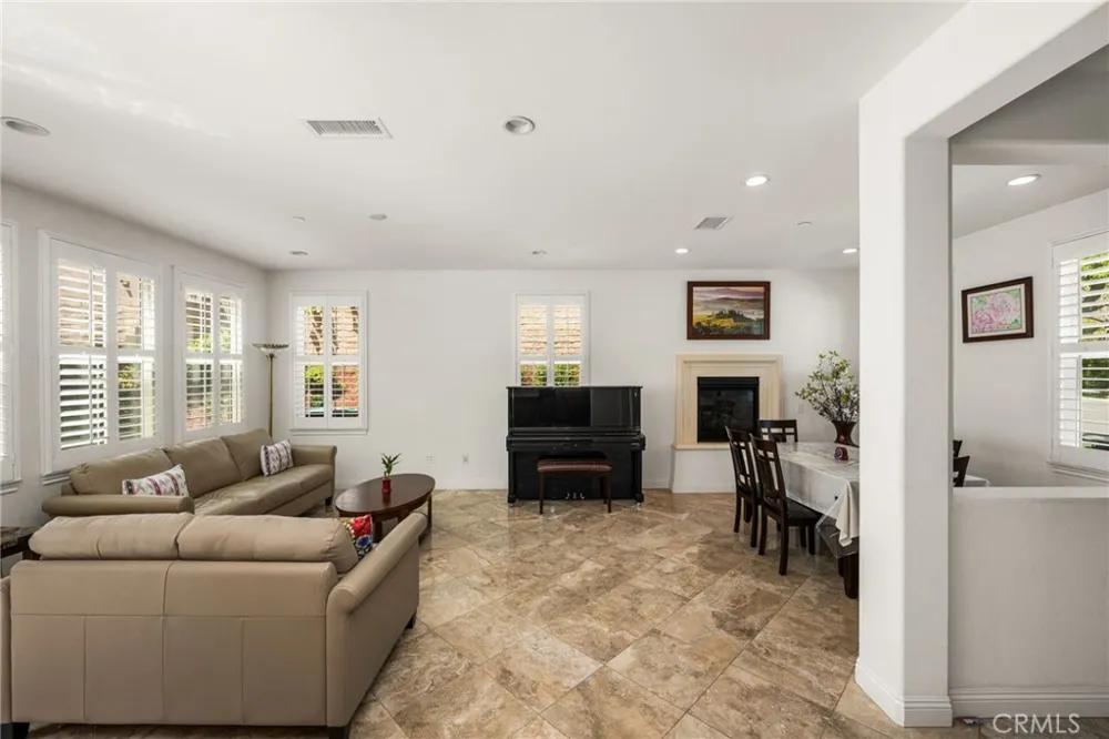 2748 E Coalinga Brea, CA 92821