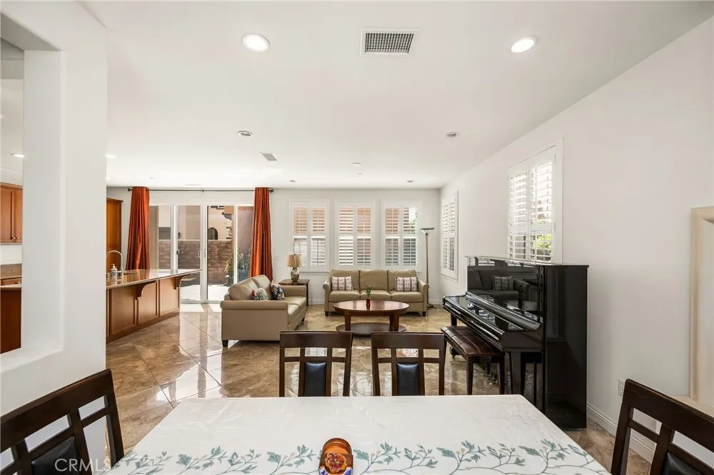 2748 E Coalinga Brea, CA 92821