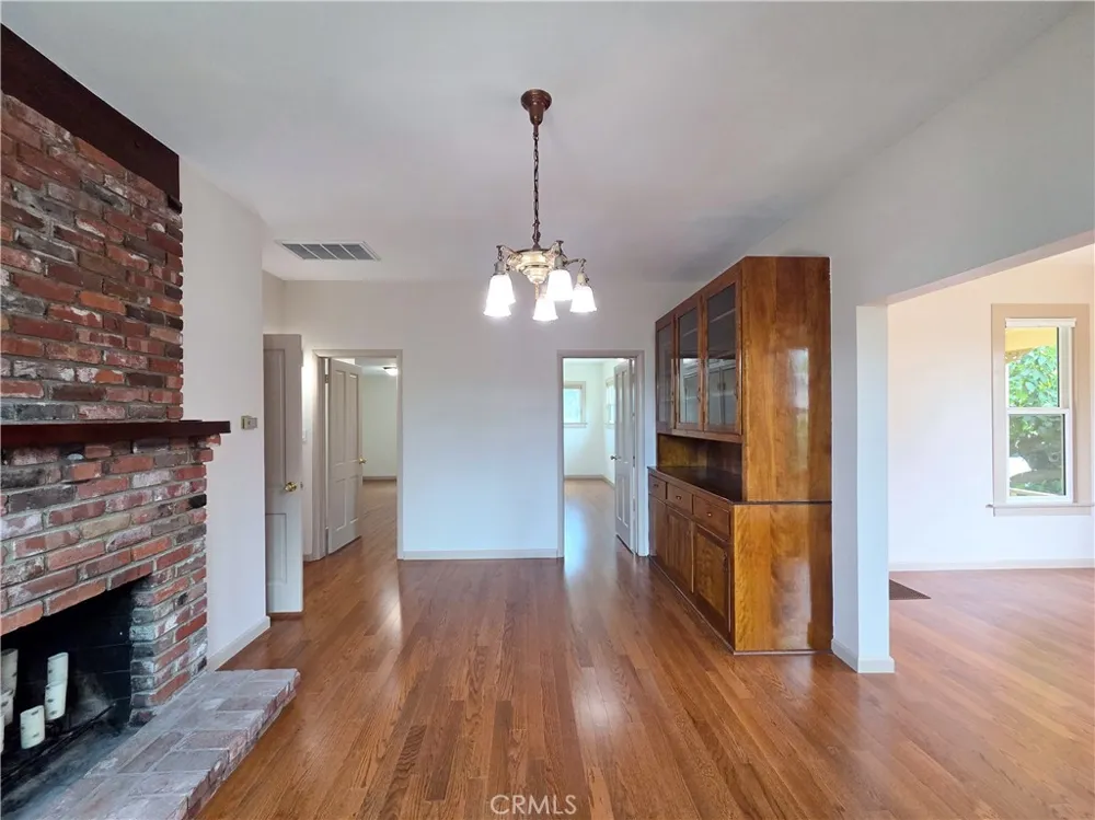 9497 Foster Road Downey, CA 90242