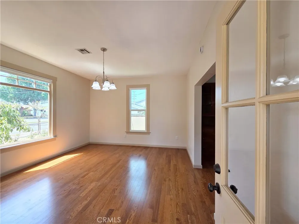 9497 Foster Road Downey, CA 90242