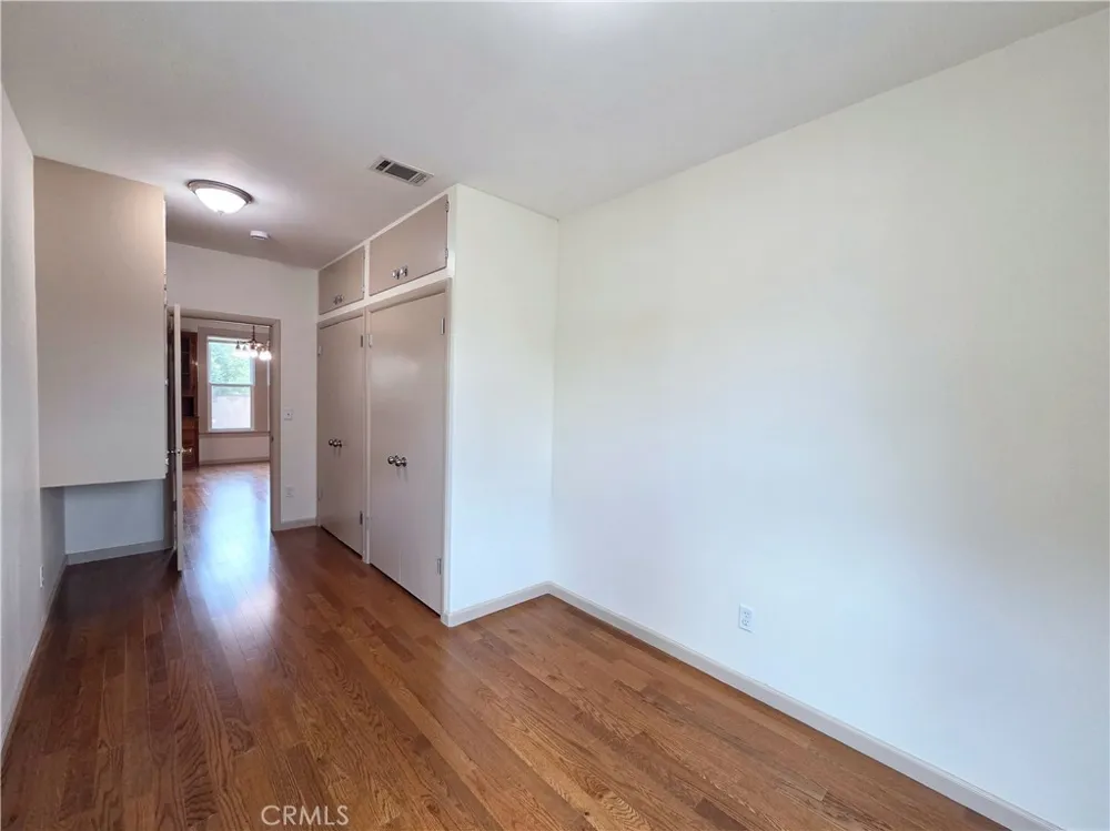 9497 Foster Road Downey, CA 90242