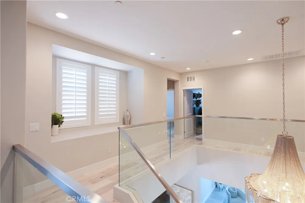 25172 Cypress Bluff Dr. Canyon Country, CA 91387