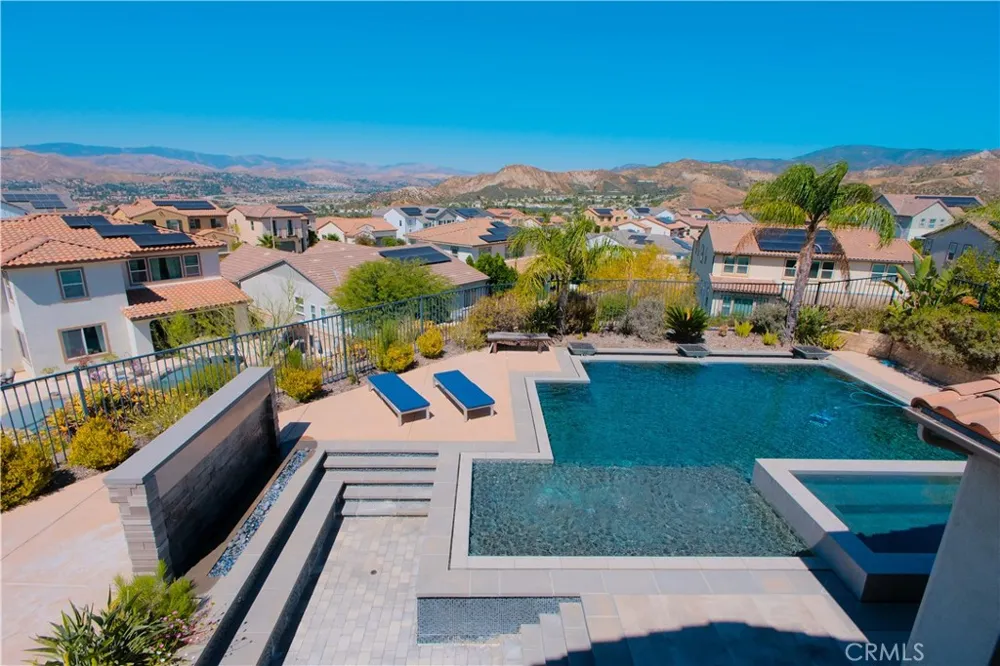 25172 Cypress Bluff Dr. Canyon Country, CA 91387