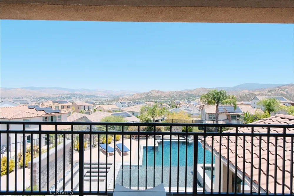 25172 Cypress Bluff Dr. Canyon Country, CA 91387
