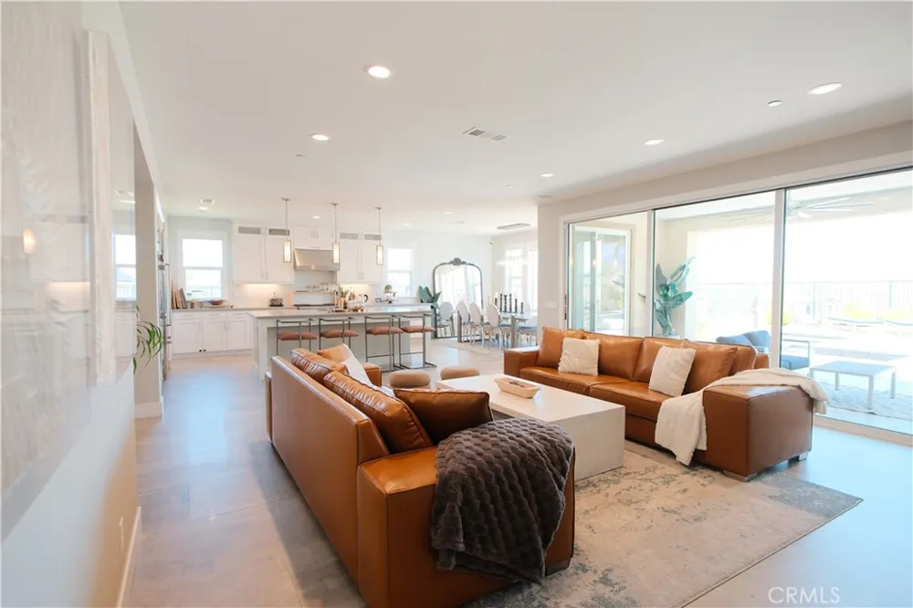 25172 Cypress Bluff Dr. Canyon Country, CA 91387