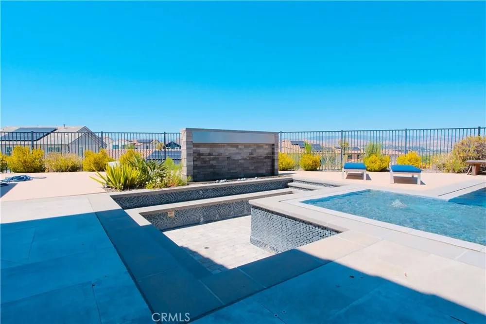 25172 Cypress Bluff Dr. Canyon Country, CA 91387