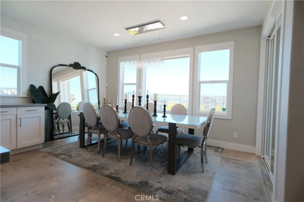 25172 Cypress Bluff Dr. Canyon Country, CA 91387