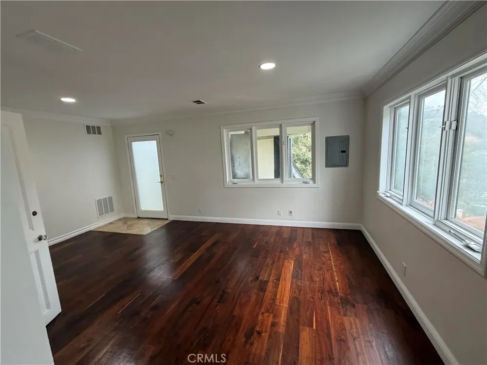 1301 Beverly Los Angeles, CA 90210