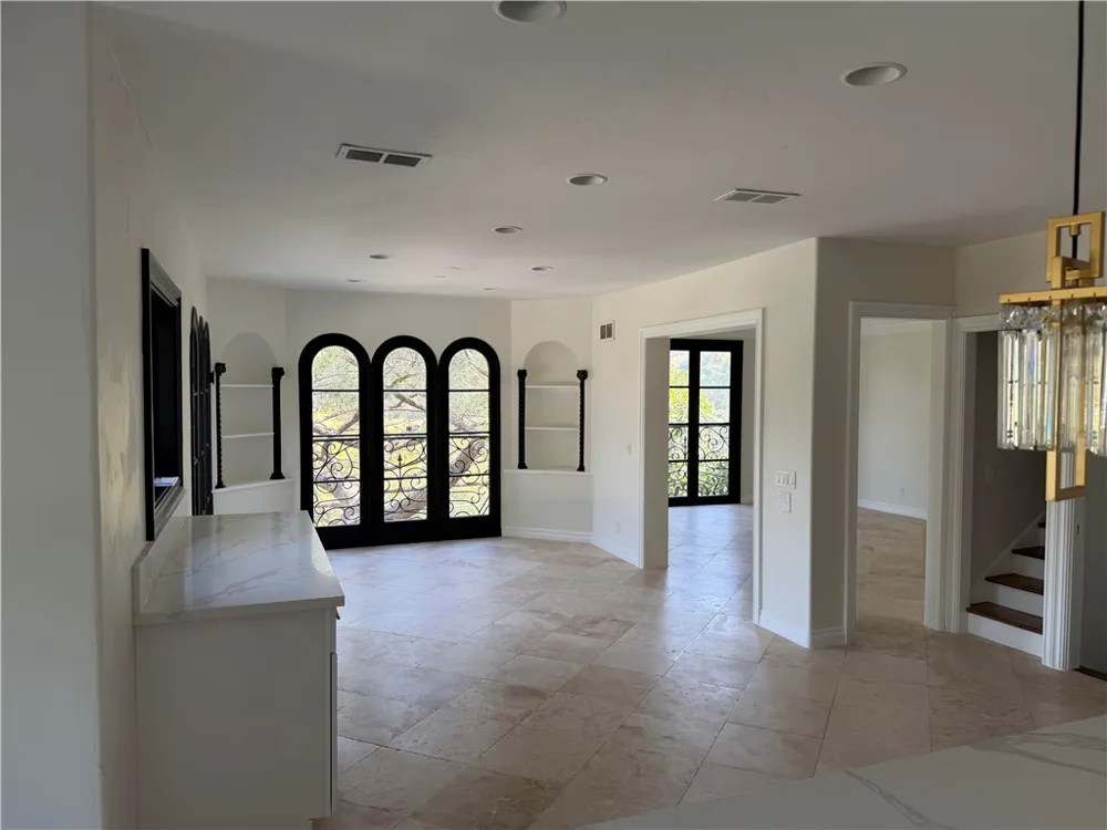 1301 Beverly Los Angeles, CA 90210