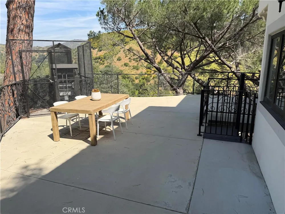 1301 Beverly Los Angeles, CA 90210