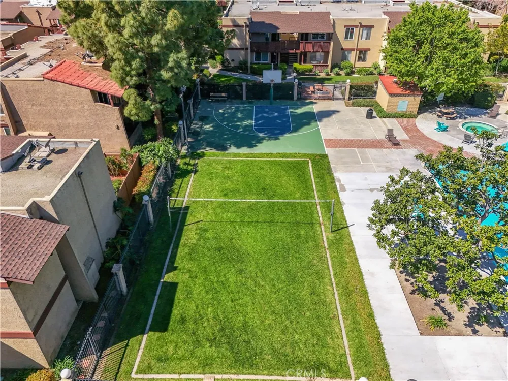 1040 W Macarthur Boulevard #41 Santa Ana, CA 92707