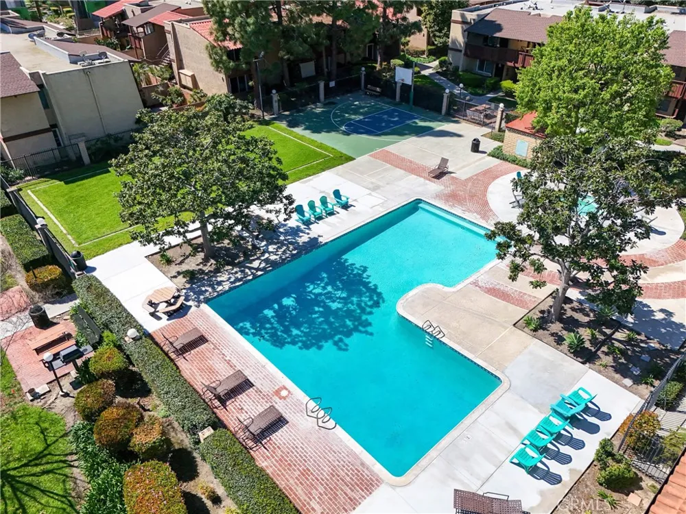 1040 W Macarthur Boulevard #41 Santa Ana, CA 92707