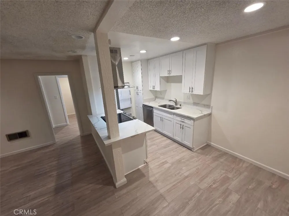 1040 W Macarthur Boulevard #41 Santa Ana, CA 92707