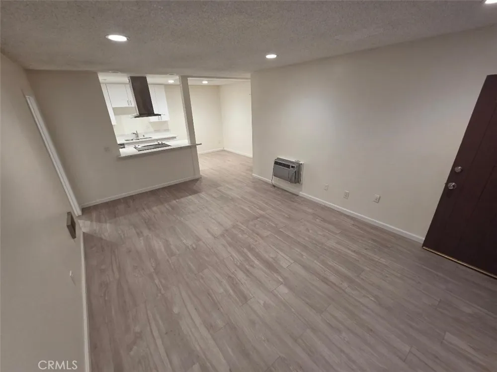 1040 W Macarthur Boulevard #41 Santa Ana, CA 92707