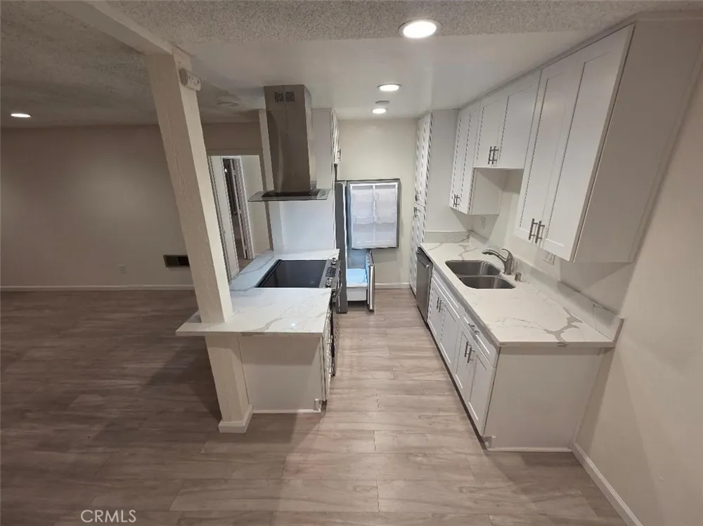 1040 W Macarthur Boulevard #41 Santa Ana, CA 92707