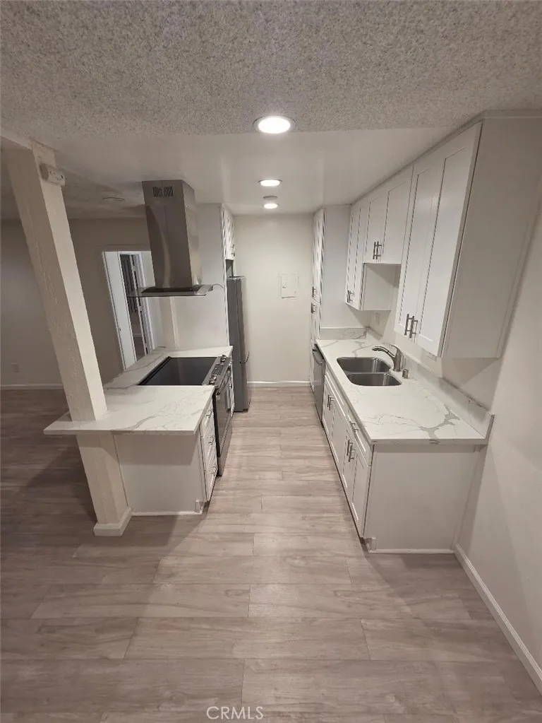 1040 W Macarthur Boulevard #41 Santa Ana, CA 92707